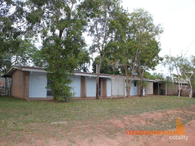 8 Noola Ct, Rocky Point, QLD 4874