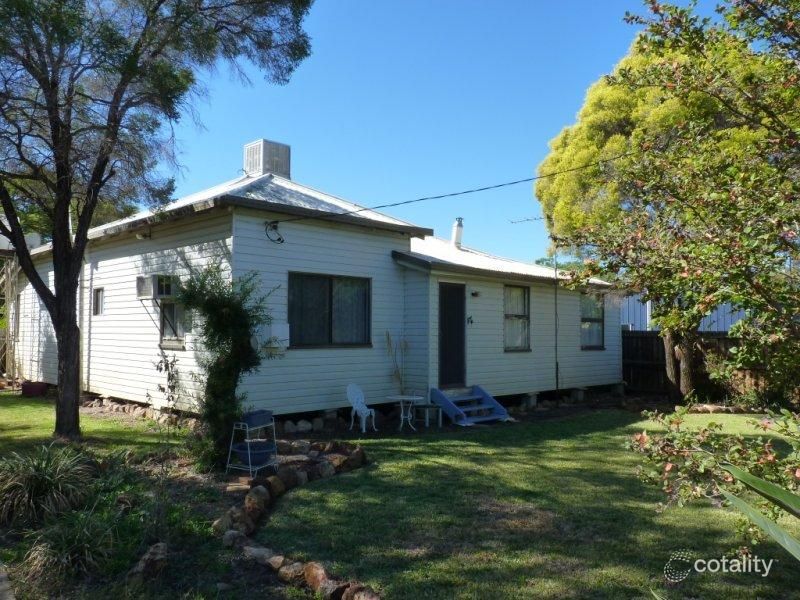 77 Grey St, St George, QLD 4487