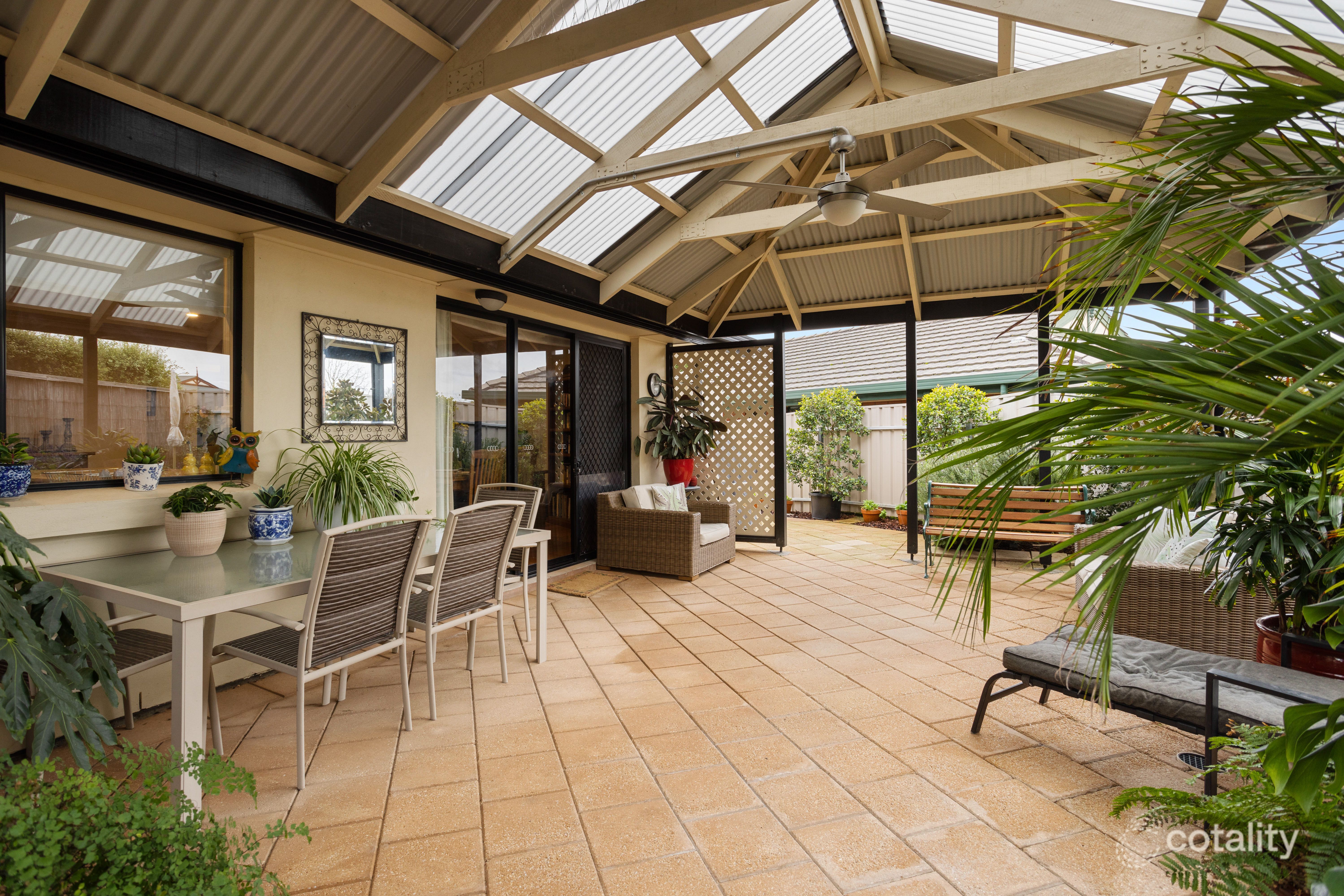 4 Partalunga Cct, Woodcroft, SA 5162