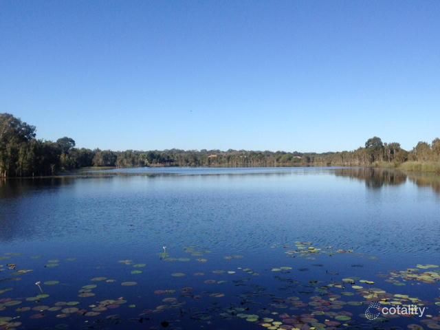 18 Grasstree Pl, Ningi, QLD 4511