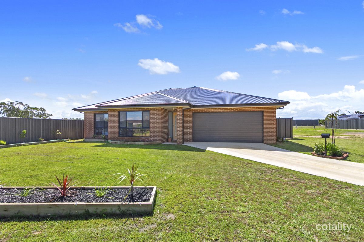12 Burley Pl, Maffra, VIC 3860