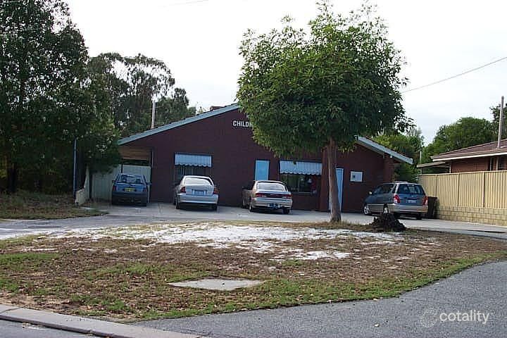 11 Lilac Pl, Huntingdale, WA 6110