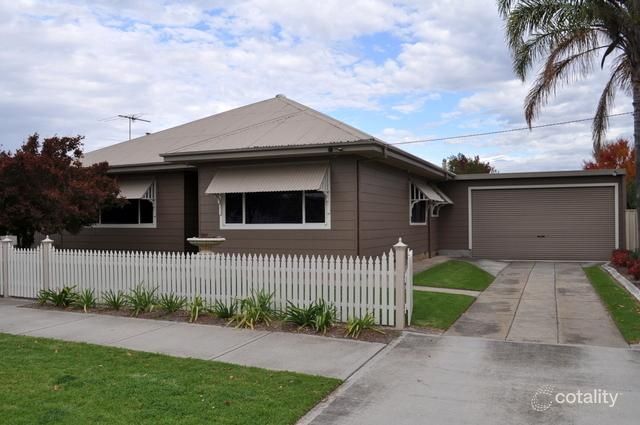 541 Comans Ave, Lavington, NSW 2641