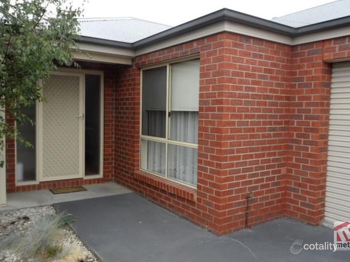 2/165 Separation St, Bell Park, VIC 3215