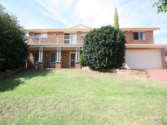 5 Severn Pl, Kearns, NSW 2558