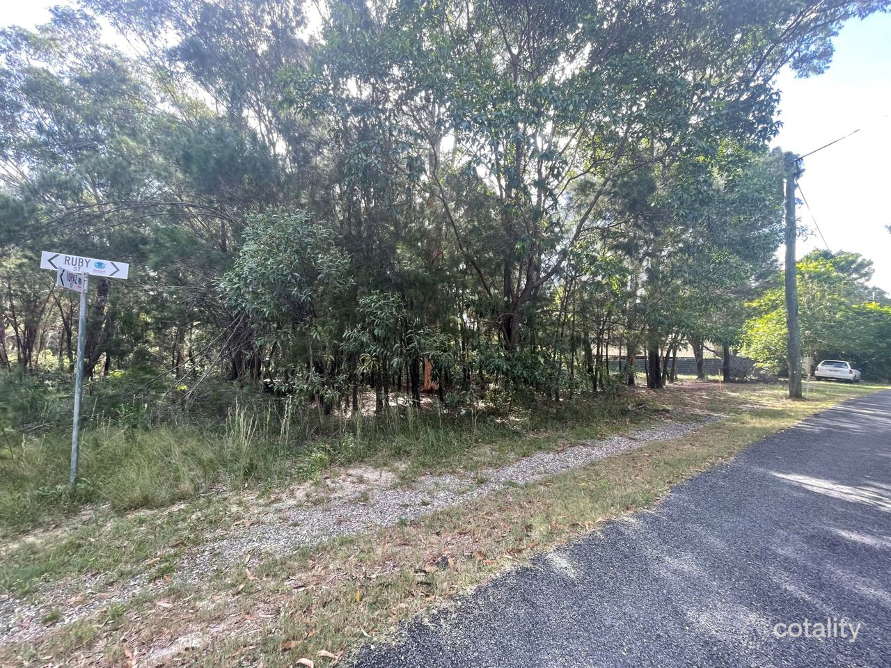 13 Ruby St, Russell Island, QLD 4184