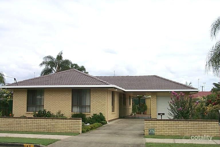 45 Bordeaux Pde, Mermaid Waters, QLD 4218