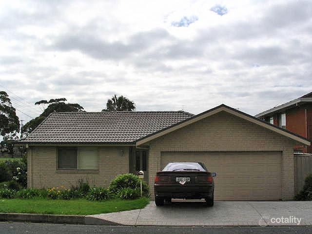 1/1 Mackie St, Coniston, NSW 2500