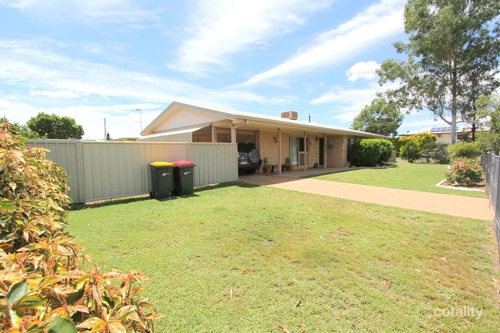 3 Bowyer Dr, Emerald, QLD 4720