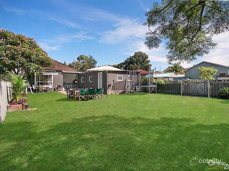 27 Irelands Ave, Mayfield, NSW 2304