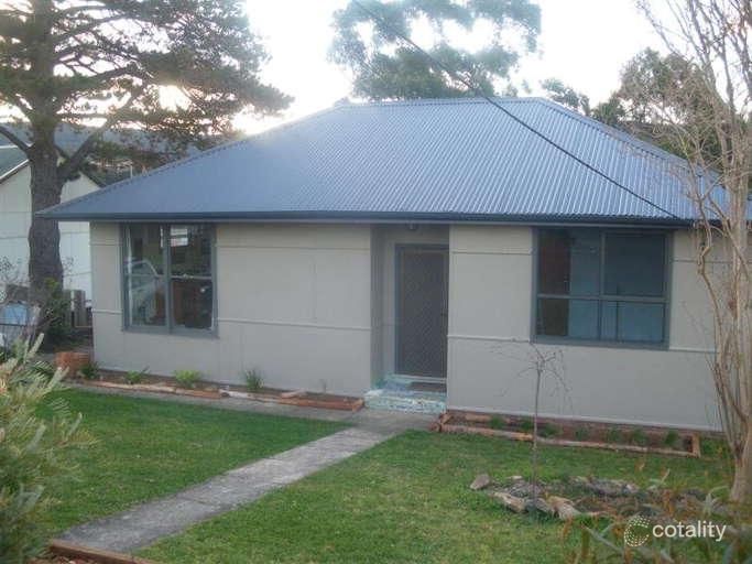 92 Albert St, Unanderra, NSW 2526