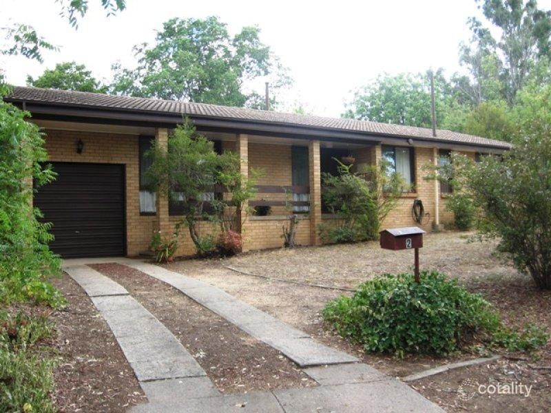 2 Mackellar Cres, Cook, ACT 2614