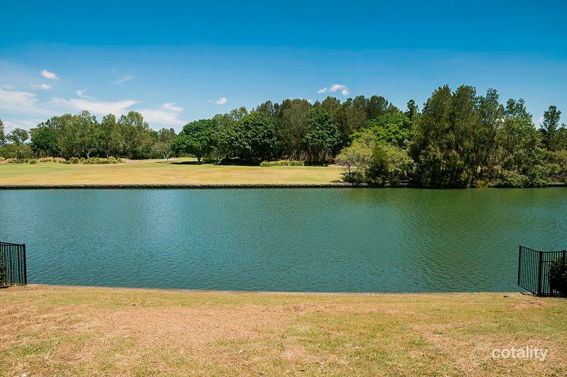 7621 Fairway Bvd, Hope Island, QLD 4212