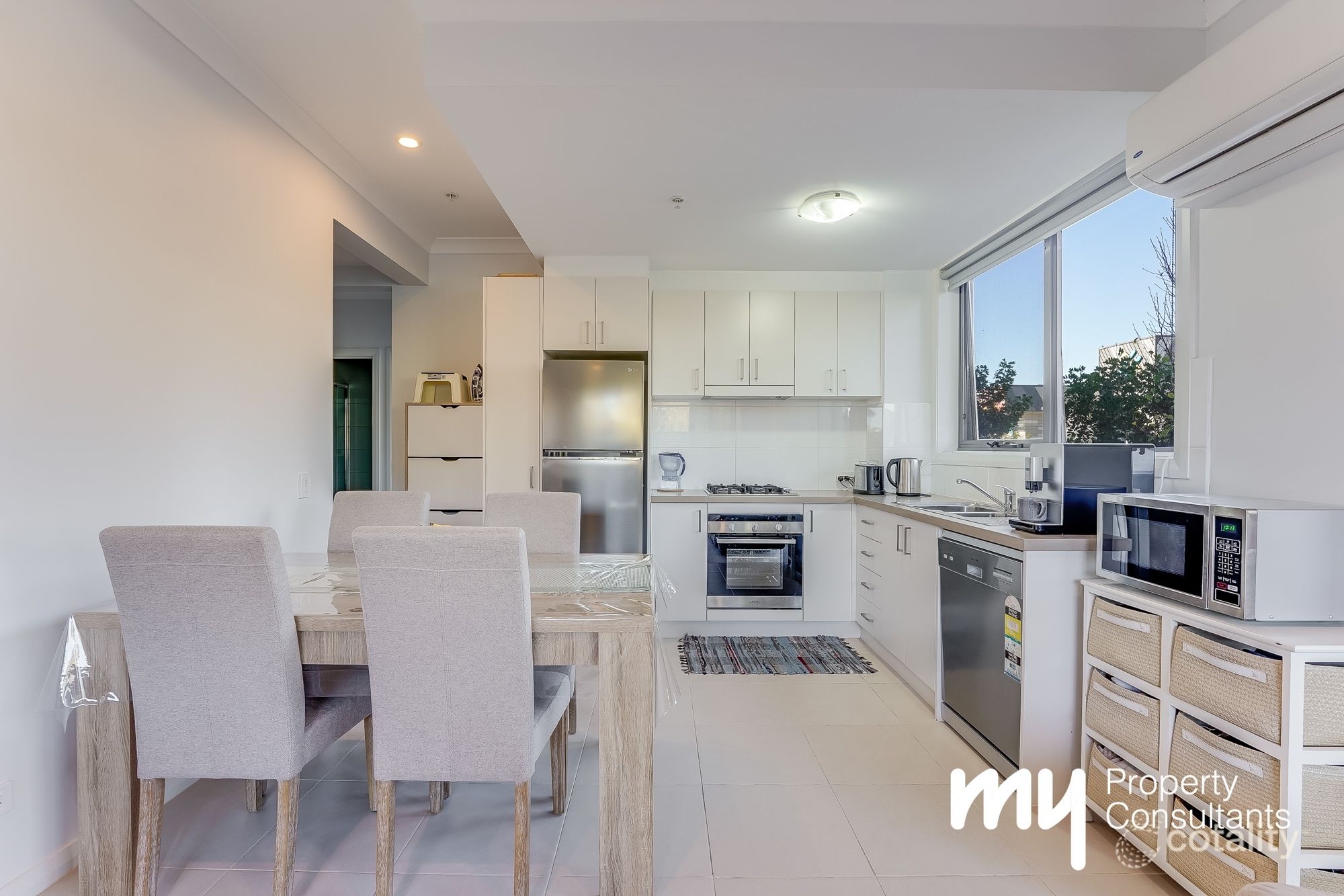 1/110 Kellicar Rd, Campbelltown, NSW 2560