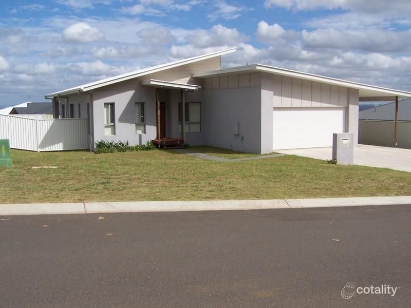 1 Sharon Cres, Kingaroy, QLD 4610