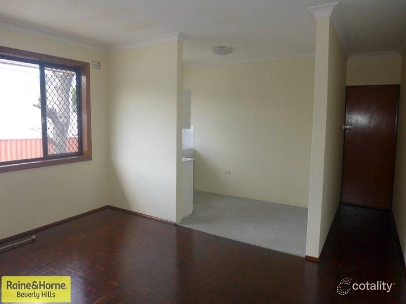 5/4 Omnibus Rd, Kingsgrove, NSW 2208