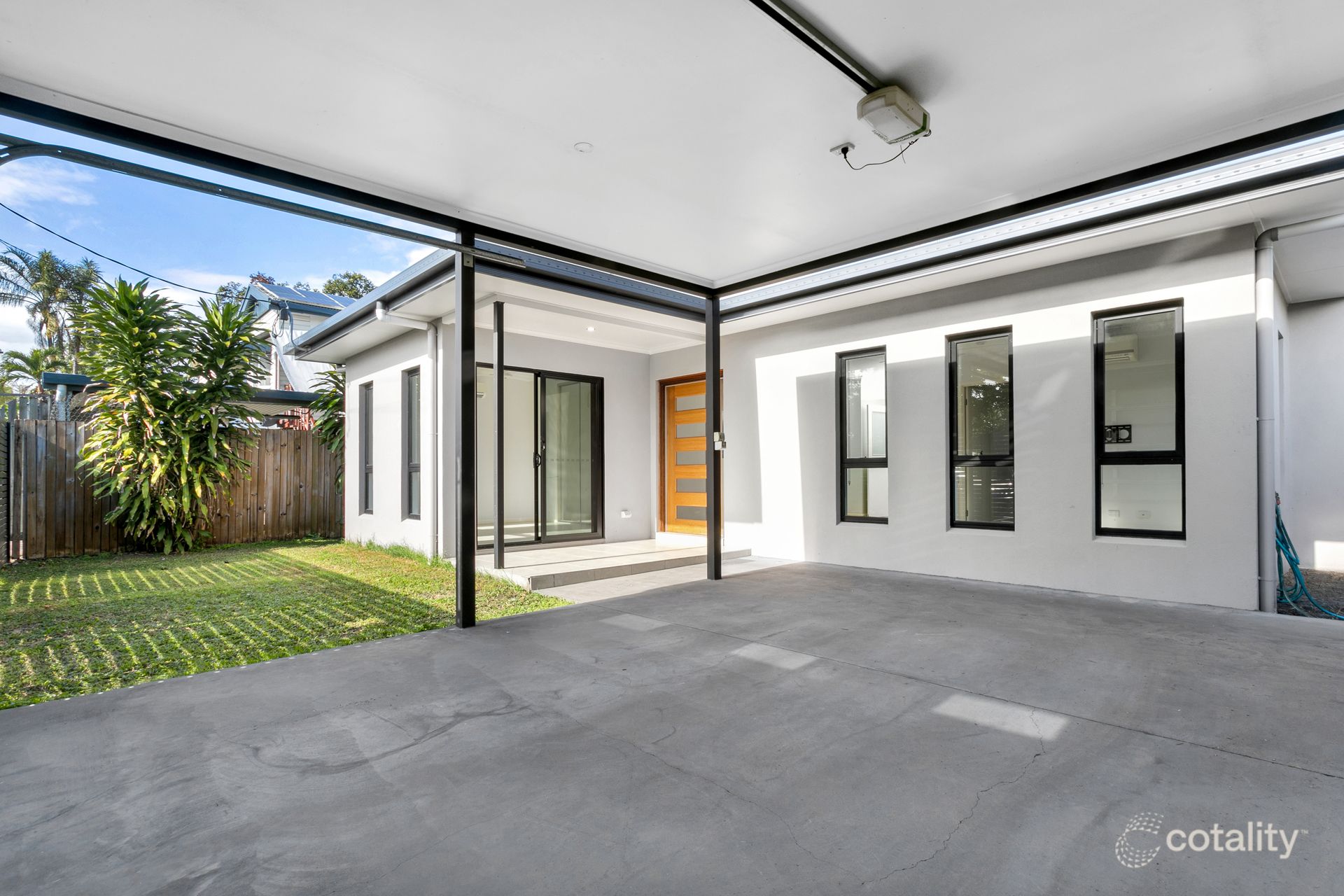 13 Ward, Mooroobool, QLD 4870
