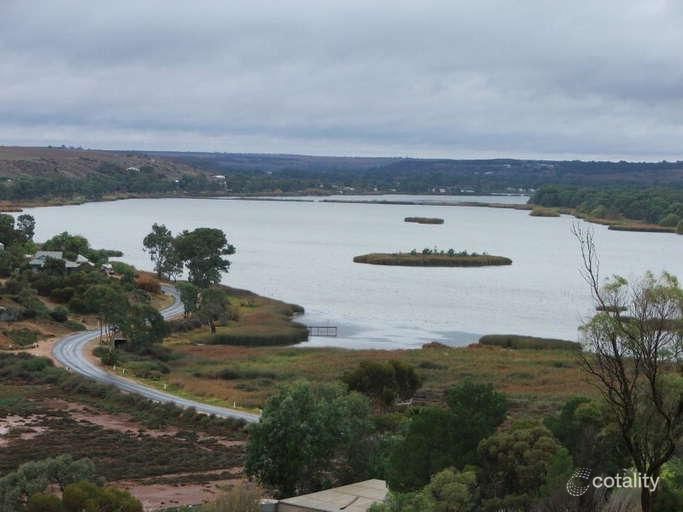 5 Crawford Cres, Mannum, SA 5238