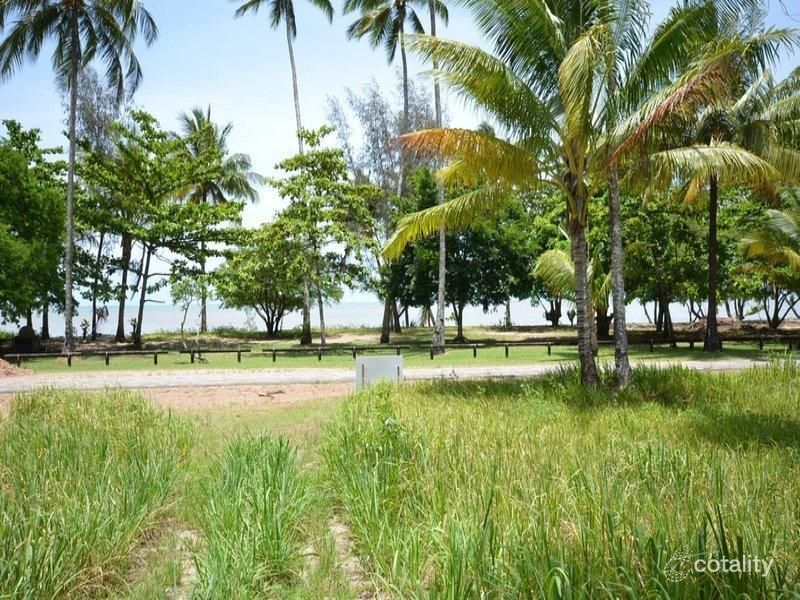 8 Giangurra Esp, East Trinity, QLD 4871