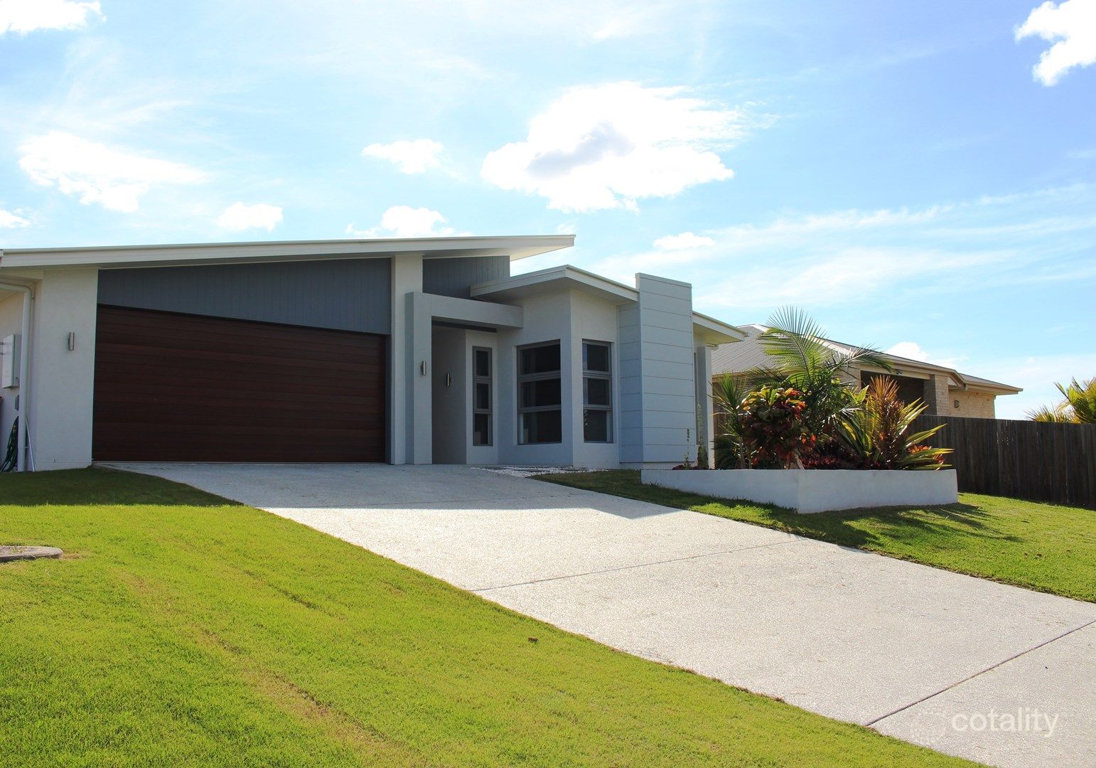 52 Summer Way, Tin Can Bay, QLD 4580