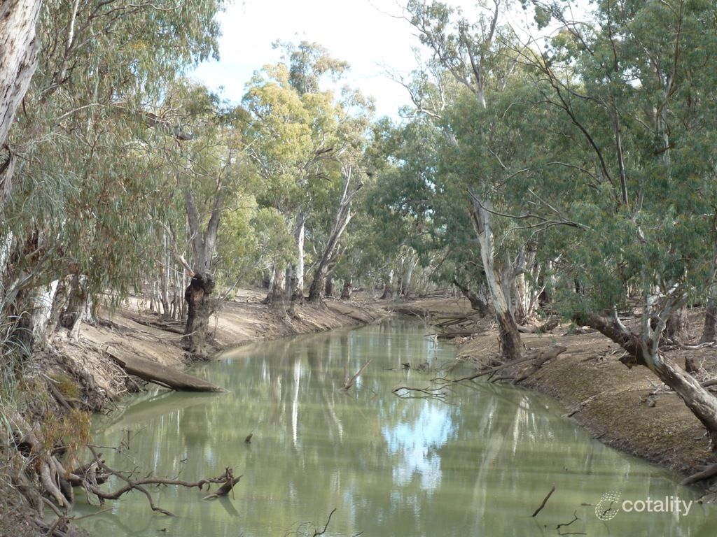 2098 Murray Valley Hwy, Lake Powell, VIC 3597