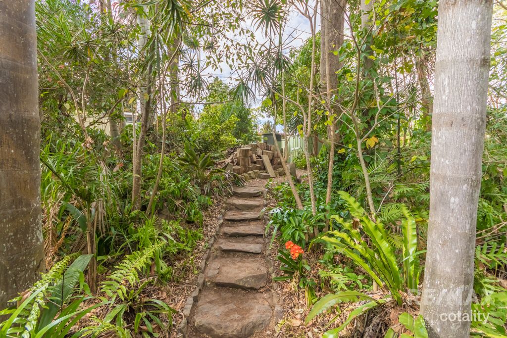 12 Hillcrest Ave, Caboolture, QLD 4510