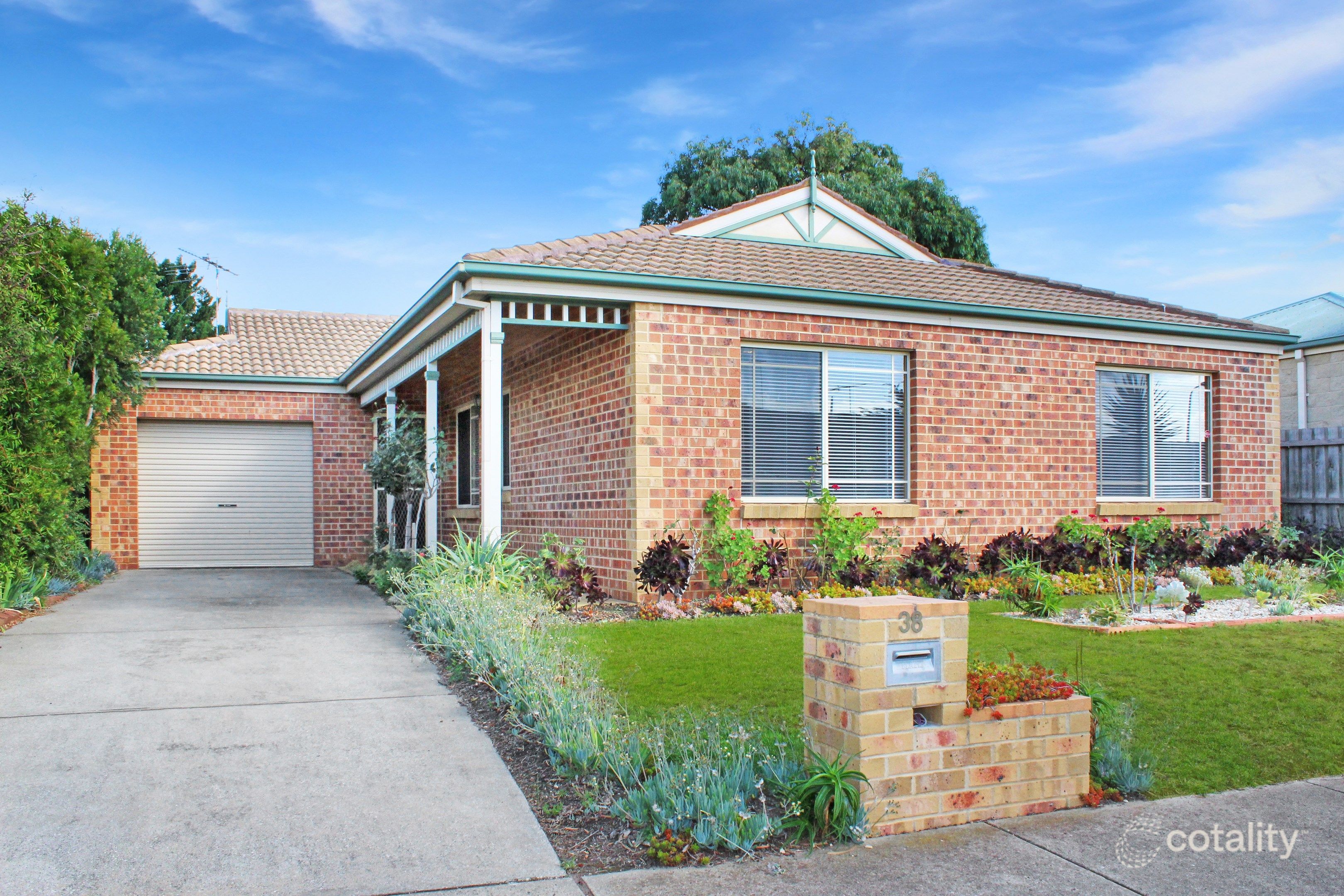 38 Young St, Lara, VIC 3212