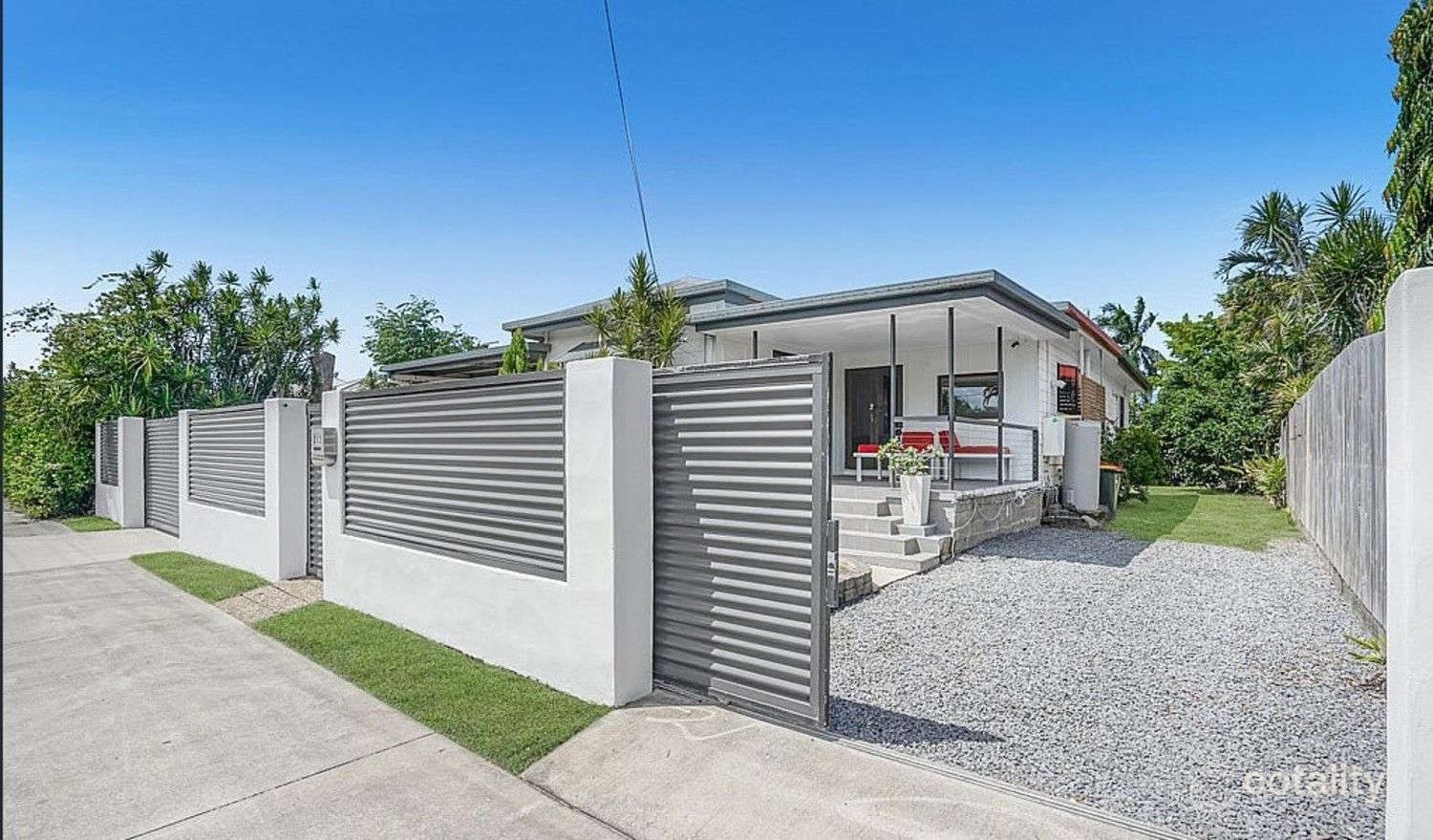 262 Aumuller St, Westcourt, QLD 4870