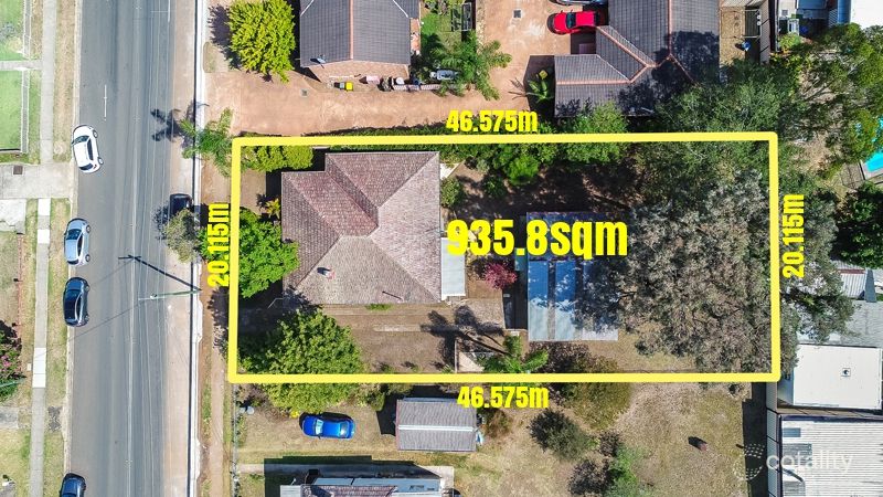 54 Chamberlain St, Campbelltown, NSW 2560