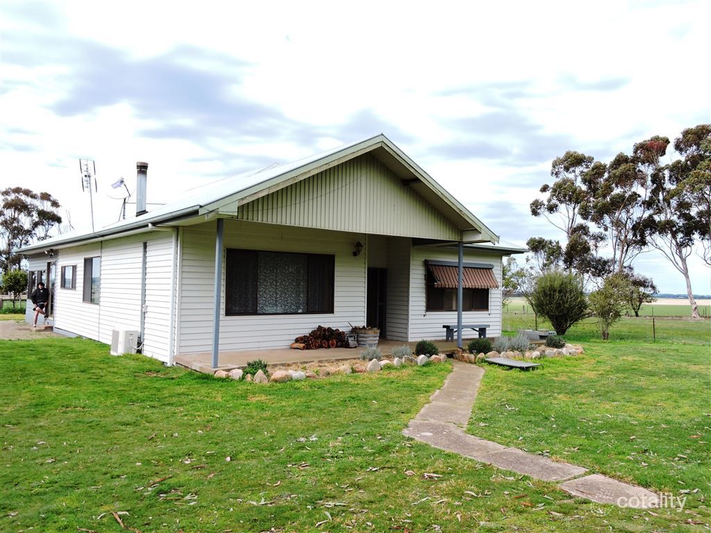 155 Maroona-Glenthompson Rd, Maroona, VIC 3377