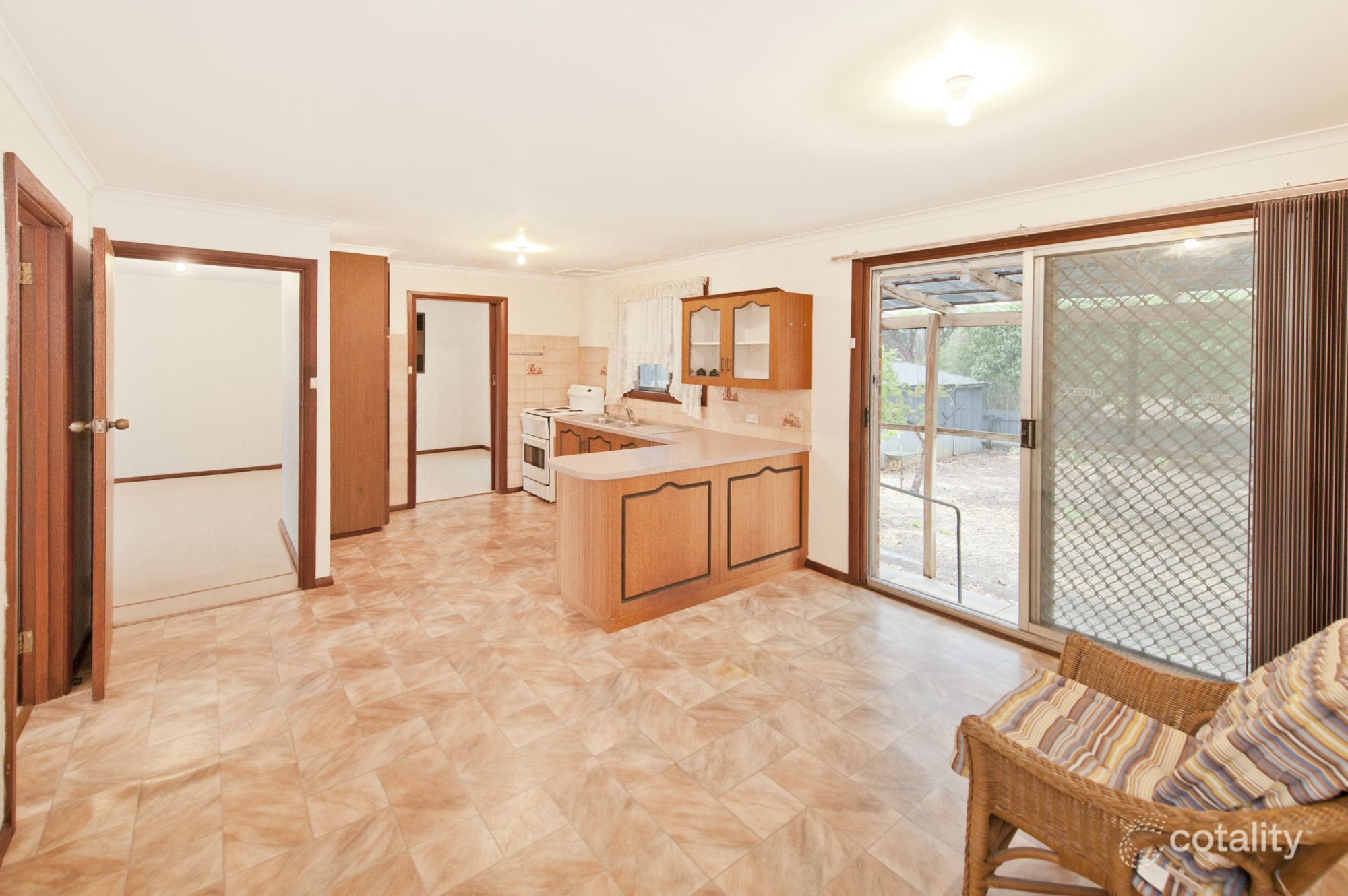 64 Heysen Ave, Hope Valley, SA 5090