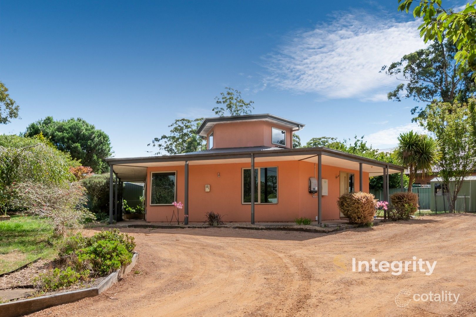 11 Kinglake-Glenburn Rd, Kinglake, VIC 3763