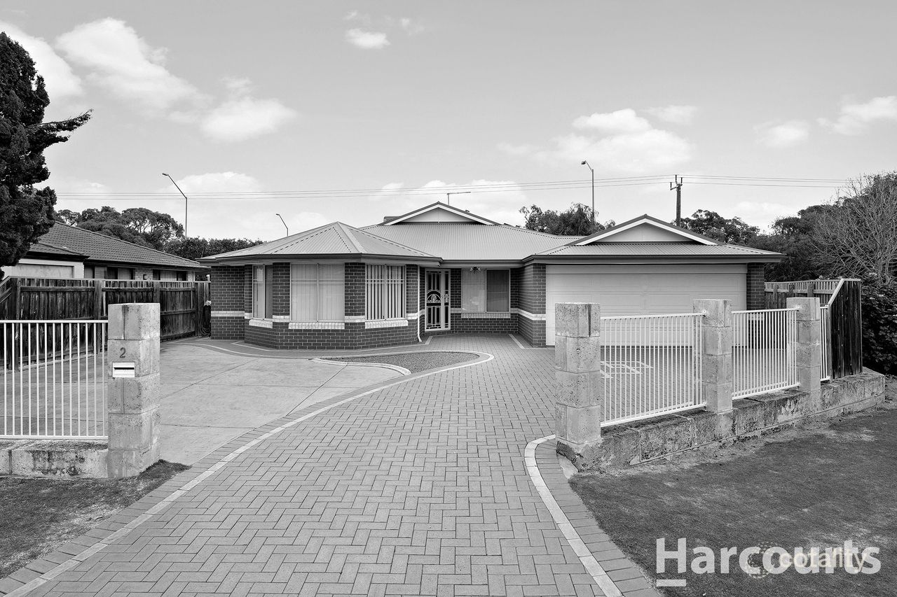 2 Tyneside Loop, Meadow Springs, WA 6210