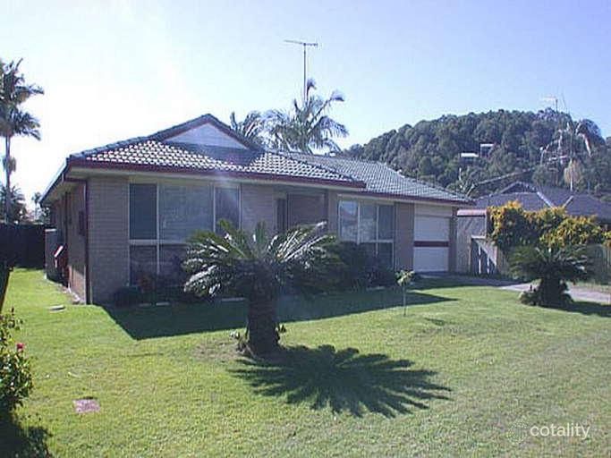 18 Caloola Dr, Tweed Heads, NSW 2485