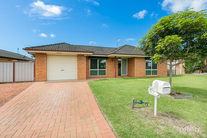 92 Blueridge Dr, Blue Haven, NSW 2262