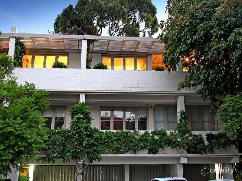 2/5 Selwyn Ct, Toorak, VIC 3142
