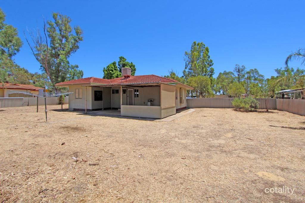 6 Mcgowan Pl, Eneabba, WA 6518