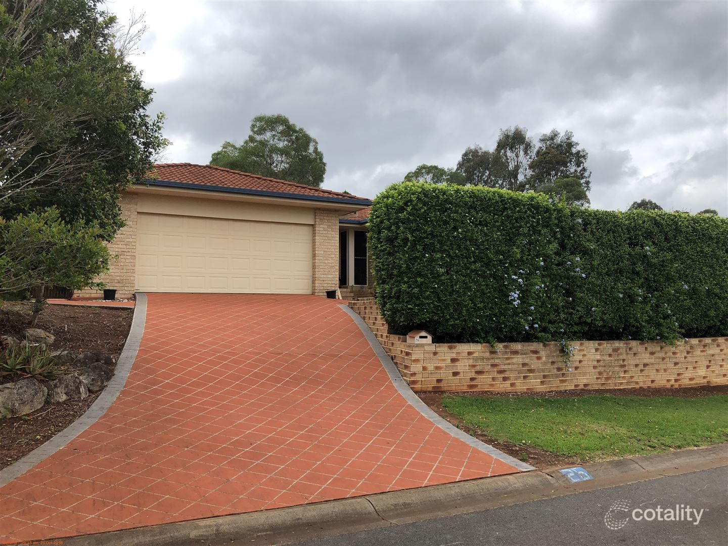 26 Fairmont Cres, Underwood, QLD 4119