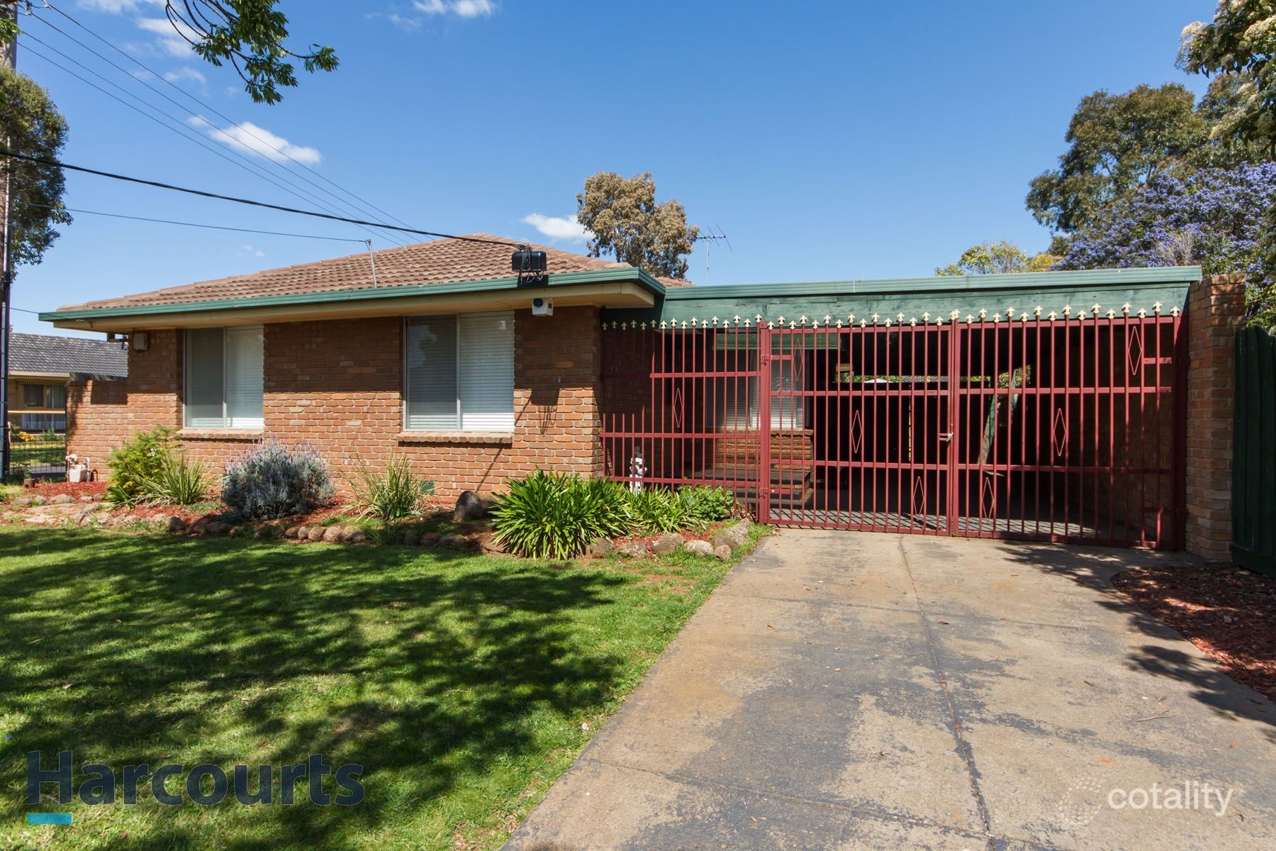 59 First Ave, Melton South, VIC 3338