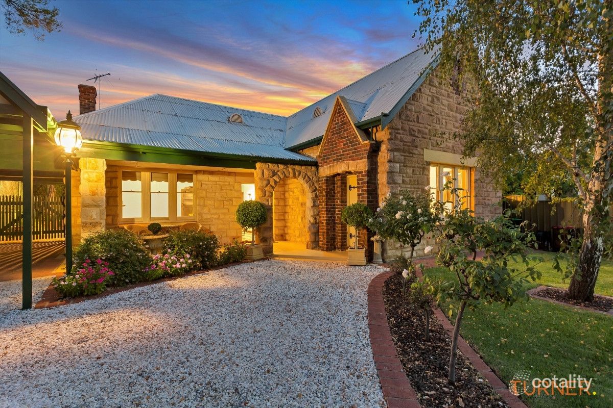 34 Park Rd, Kensington Park, SA 5068