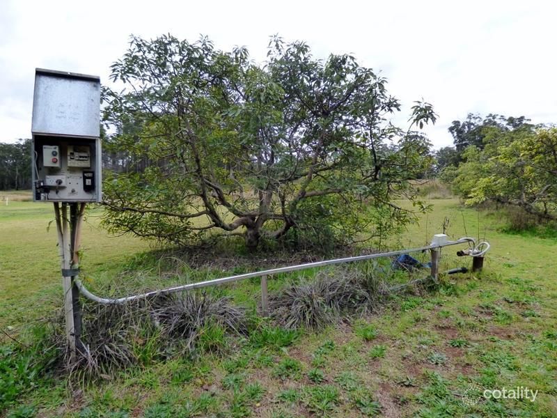 93 Brennan Rd, Hampton, QLD 4352