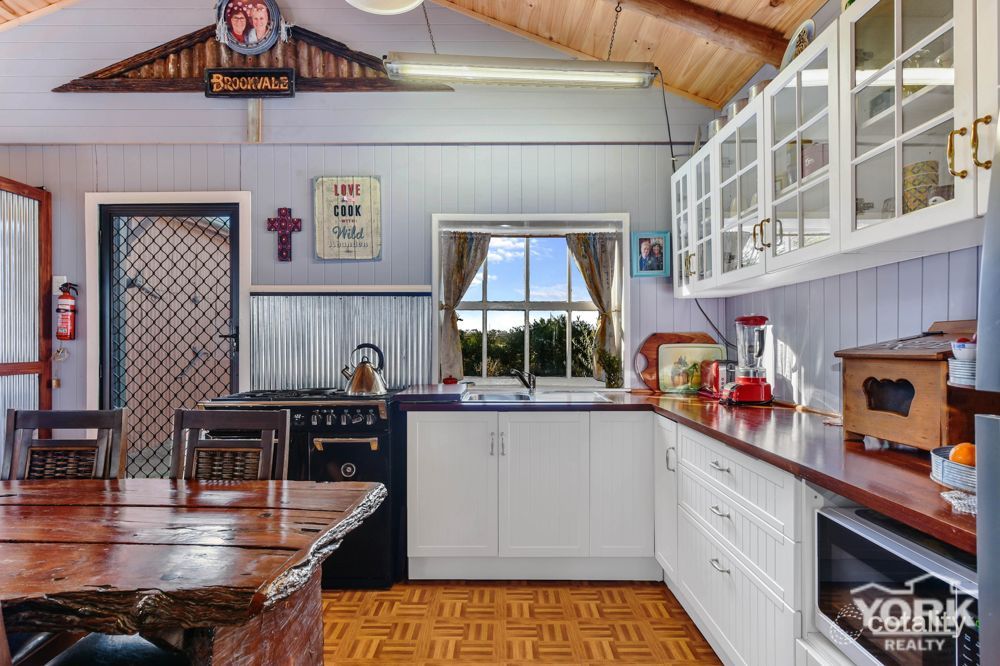 14774 New England Hwy, East Greenmount, QLD 4359