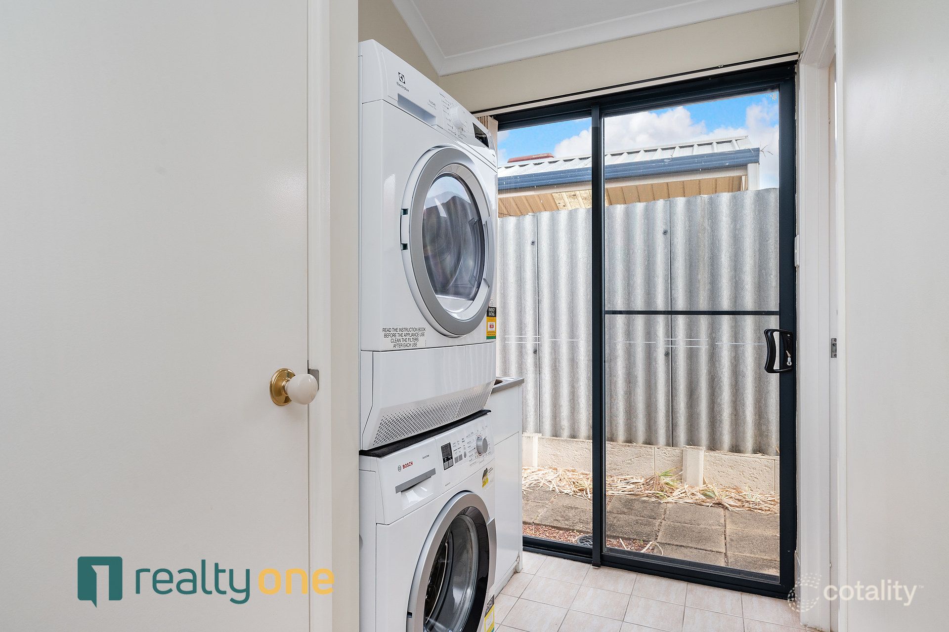 15b Horrocks Rd, Booragoon, WA 6154