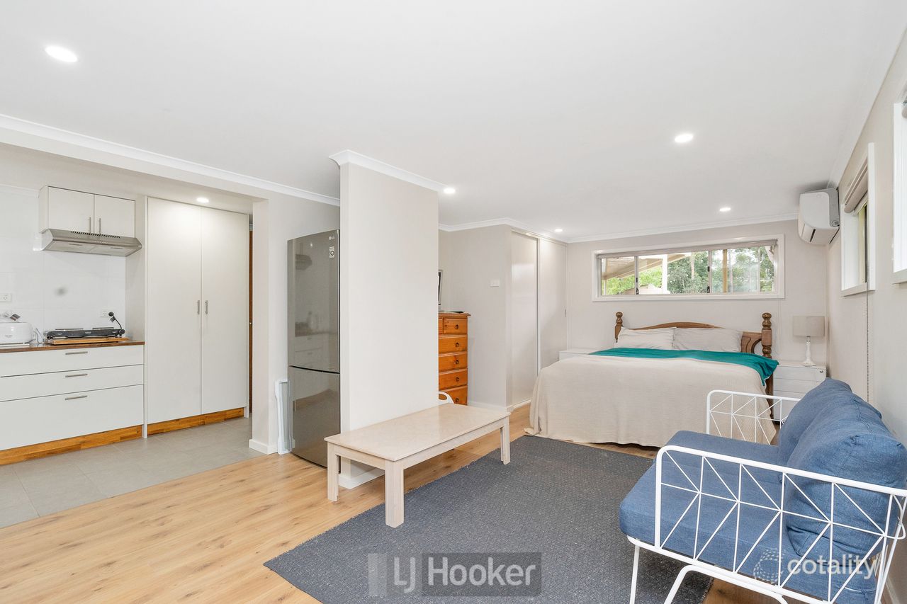 1/5 Blaxland Rd, Macquarie Hills, NSW 2285