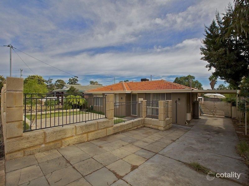 226 Camberwarra Dr, Craigie, WA 6025