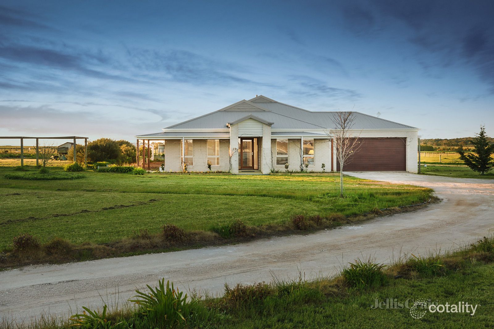 470 Haddon School Rd, Haddon, VIC 3351