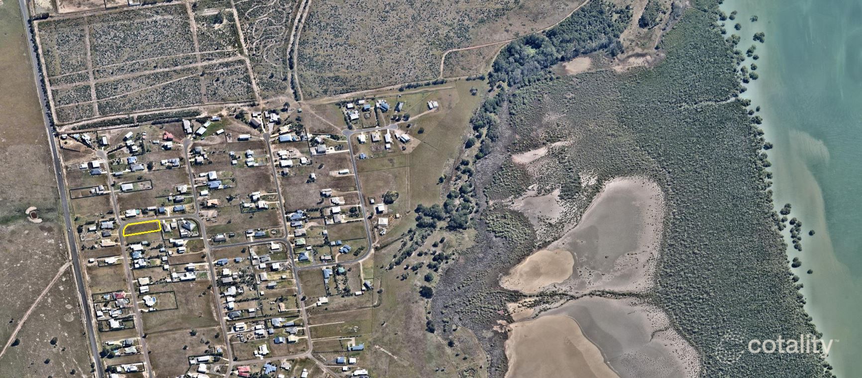 33 Windjammer Cct, River Heads, QLD 4655