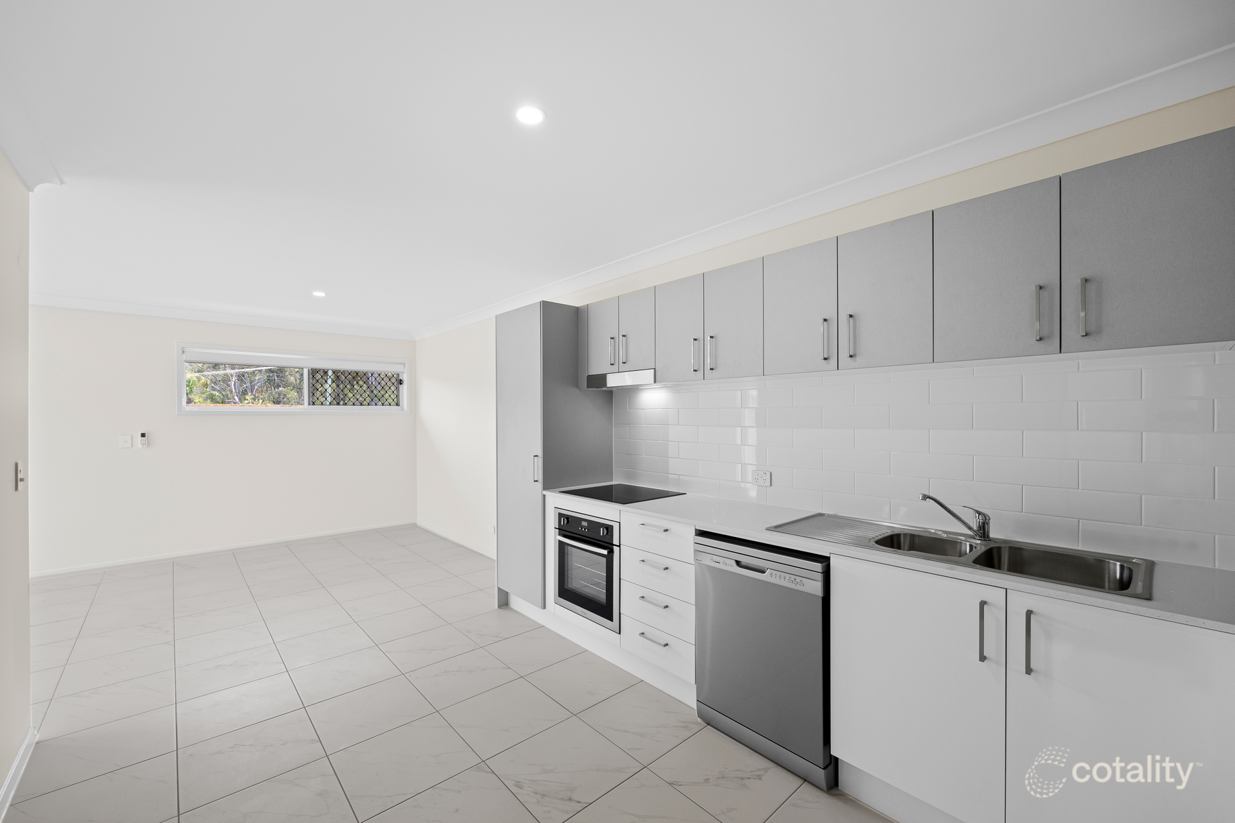 31 Ashton Ave, Redbank, QLD 4301