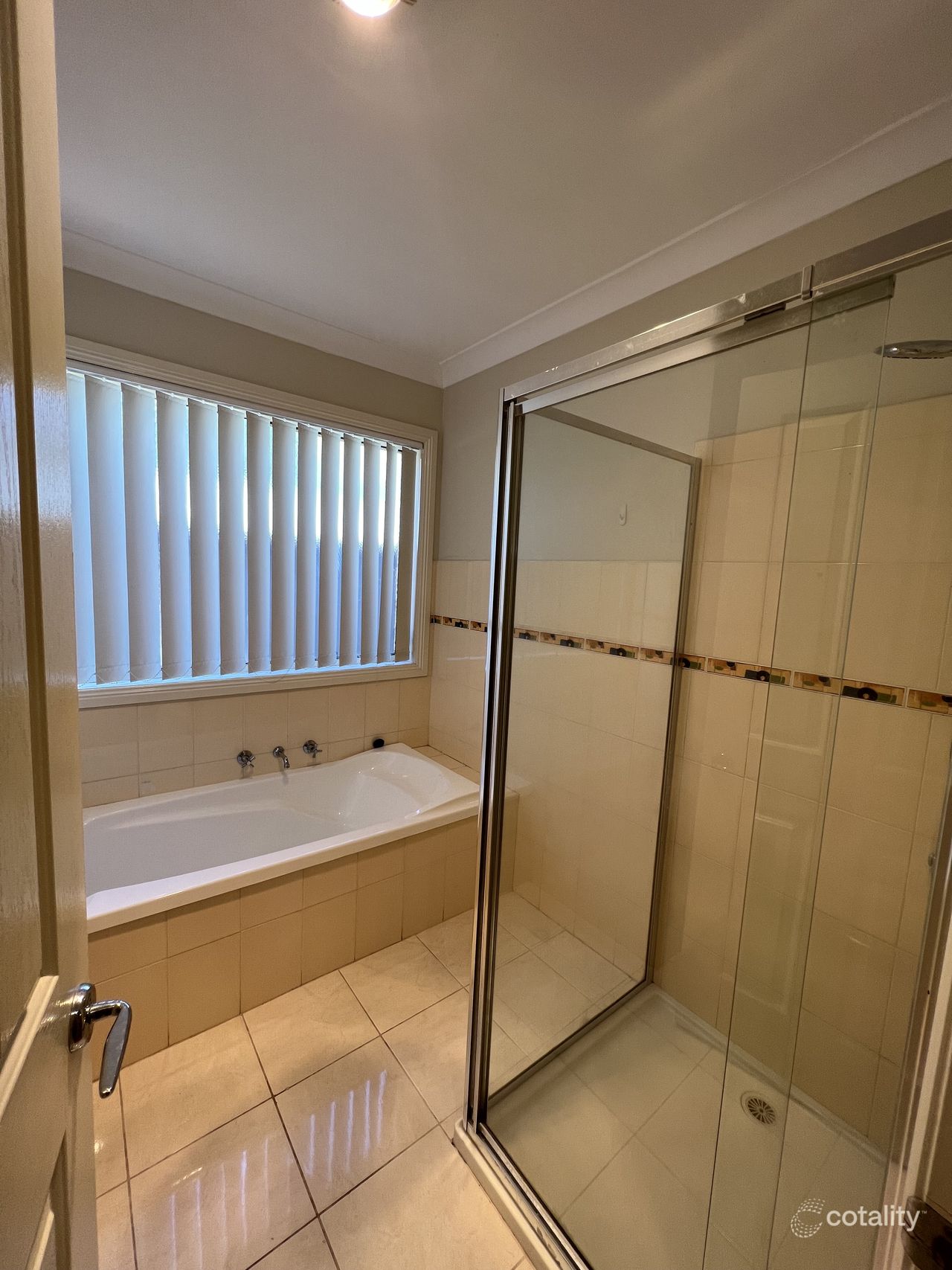 2/38 Norman St, St Albans, VIC 3021