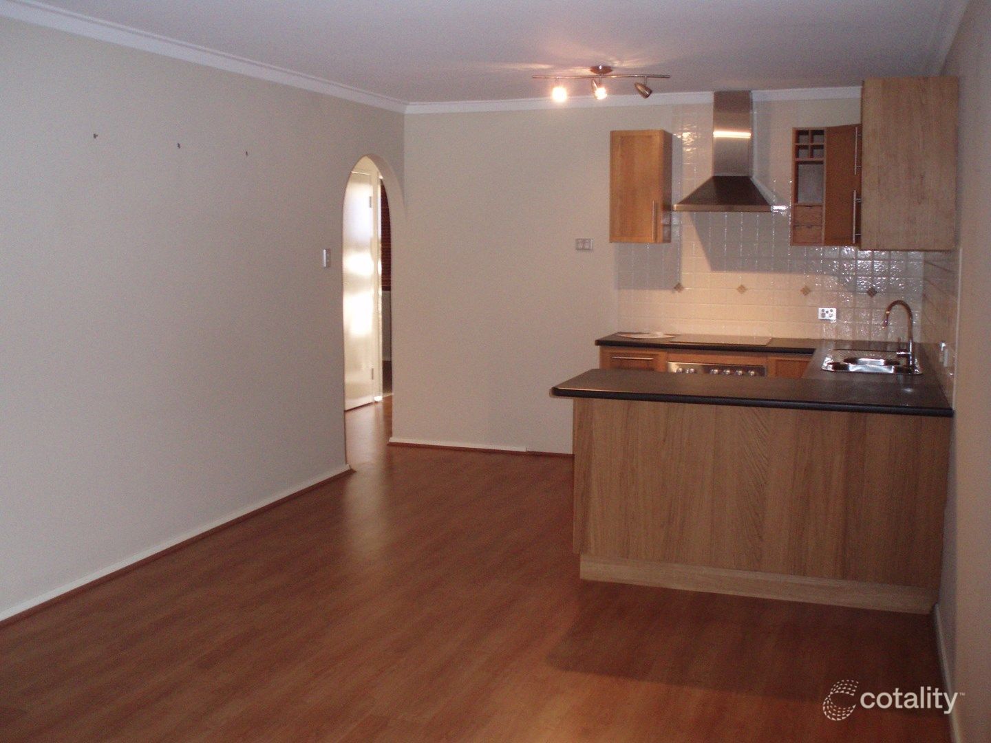 9/103 Grand Prom, Doubleview, WA 6018